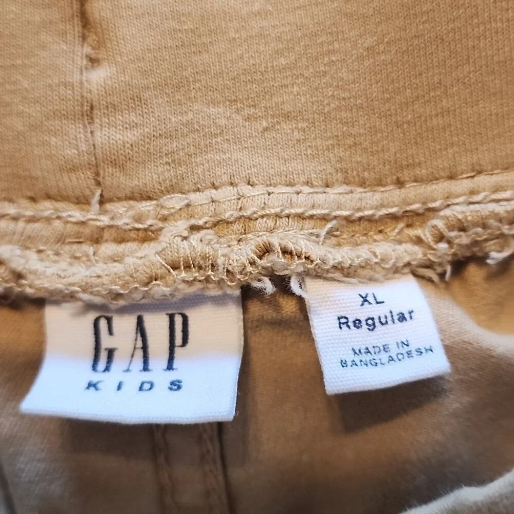 Gap Kids shorts size XL